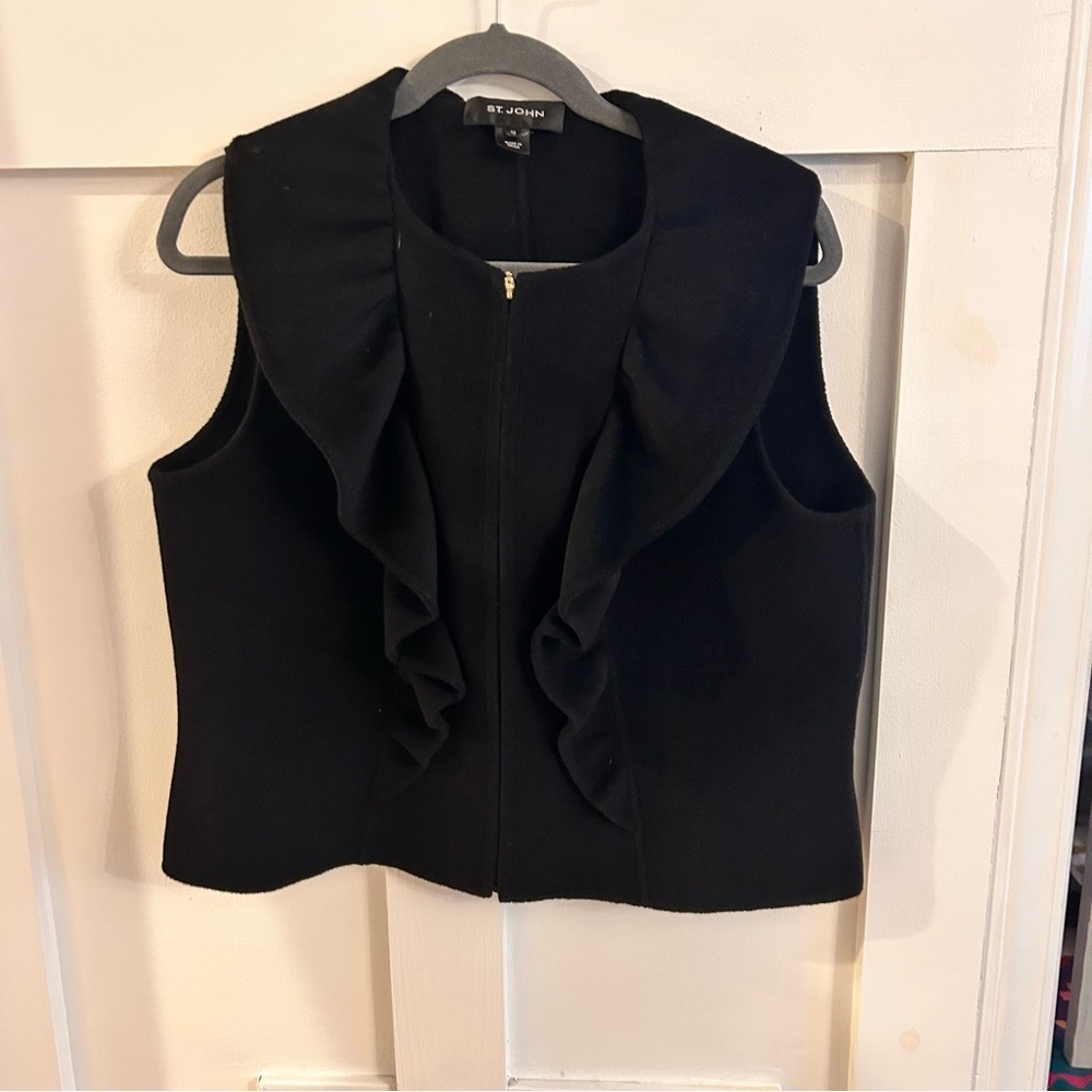 St John Black Cashmere Blend Ruffled Zip Up Sleeveless Sweater Top vest